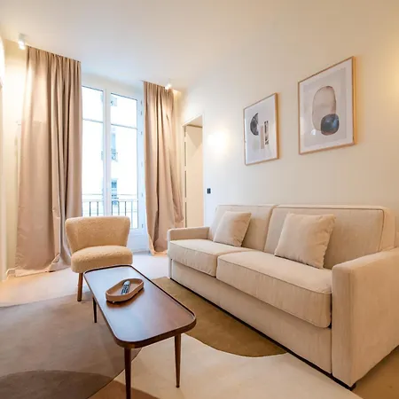 Apartment Cia - Opera